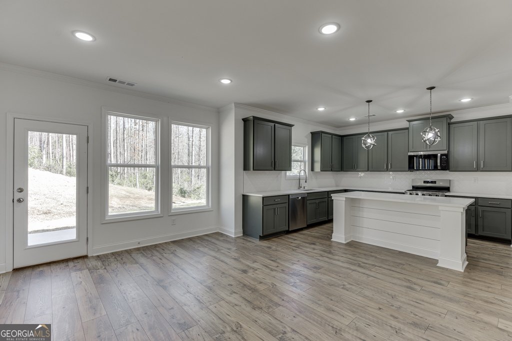 1003 Lakeview Commerce - Photo 14