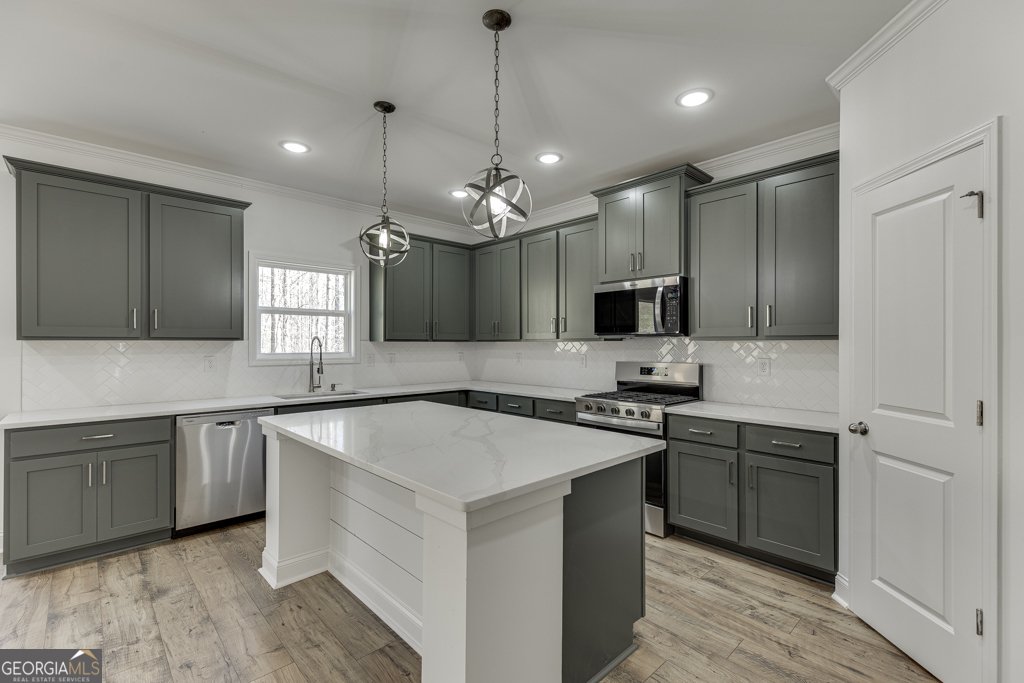 1003 Lakeview Commerce - Photo 8