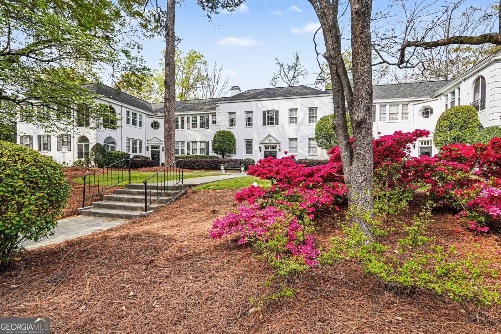 21 Peachtree Memorial Drive Atlanta - Photo 6