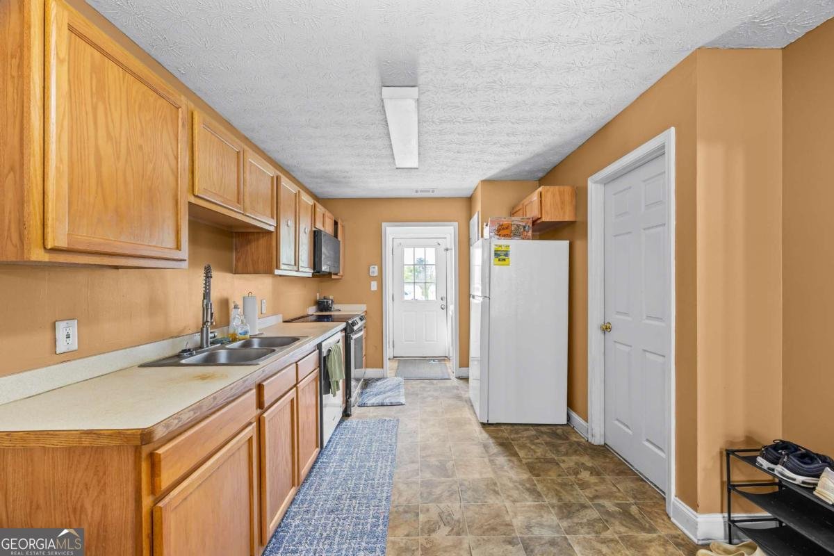 147 Westchester Circle Athens - Photo 11