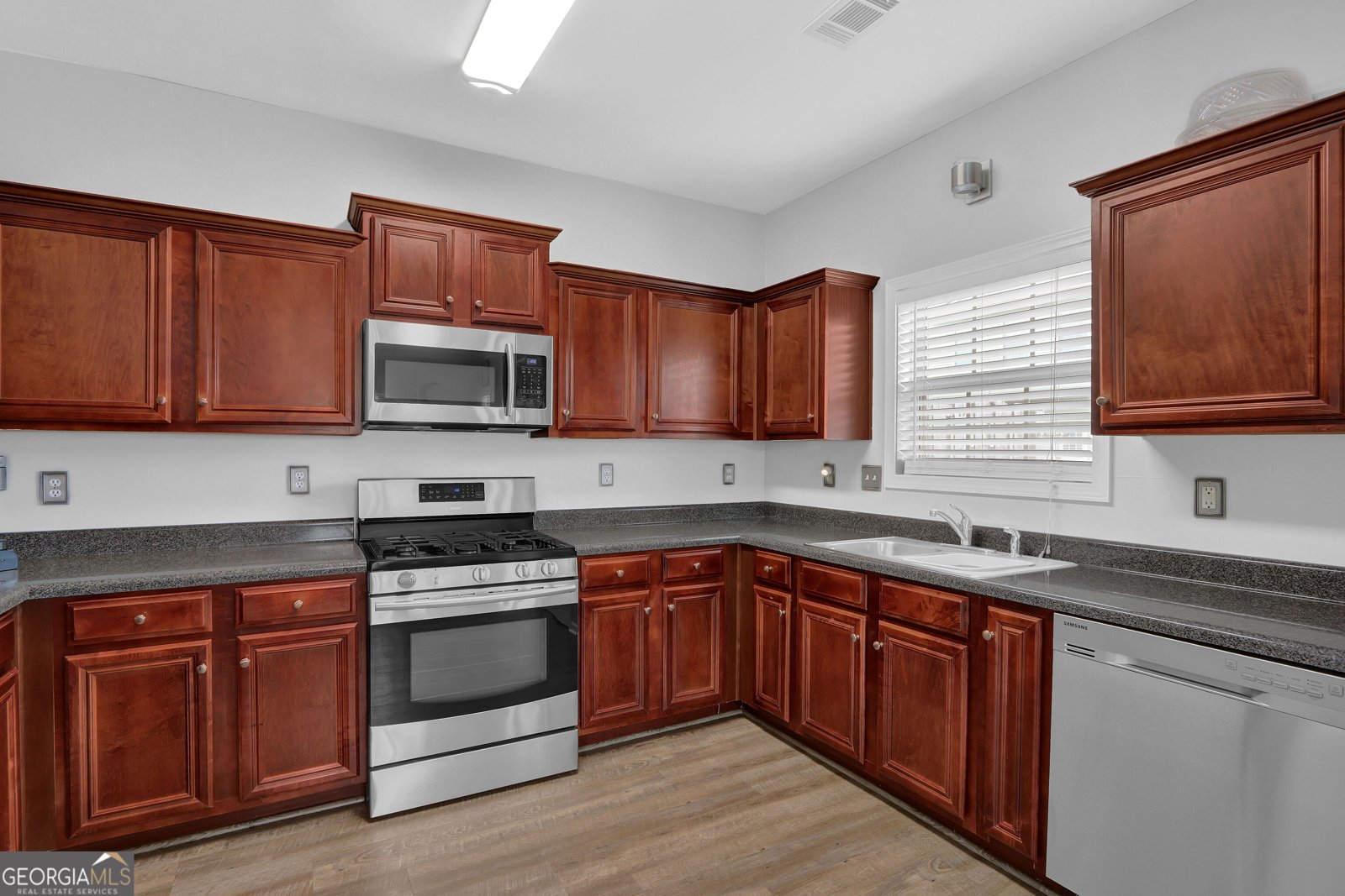 2145 Waterford Park Drive Lawrenceville - Photo 18