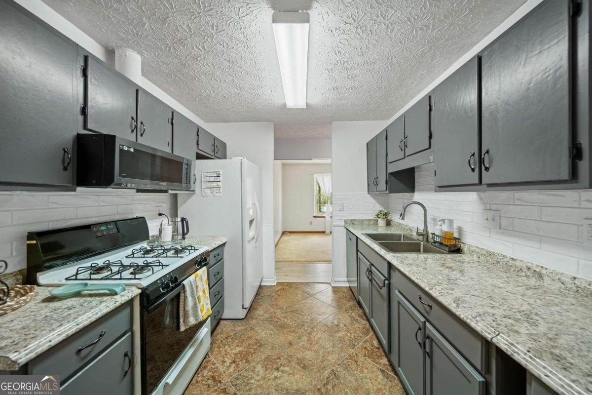 3914 Fork Court Lawrenceville - Photo 8