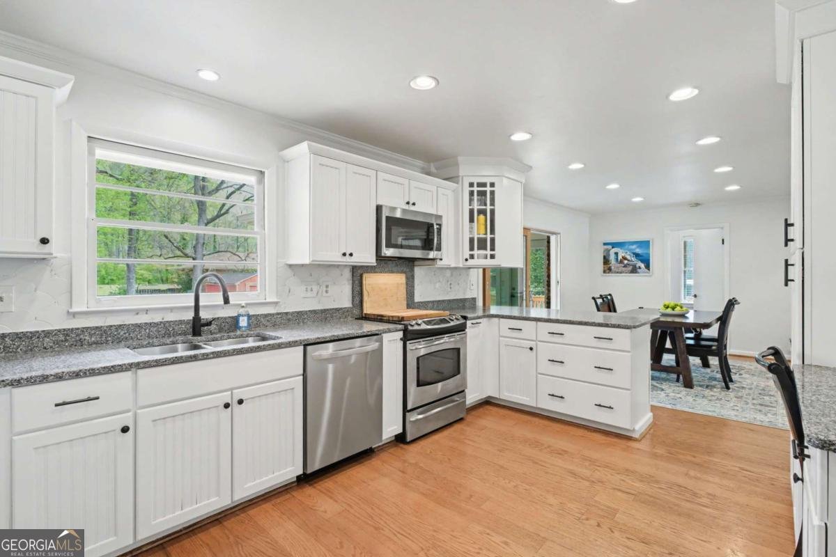 2081 Akin Drive Atlanta - Photo 14