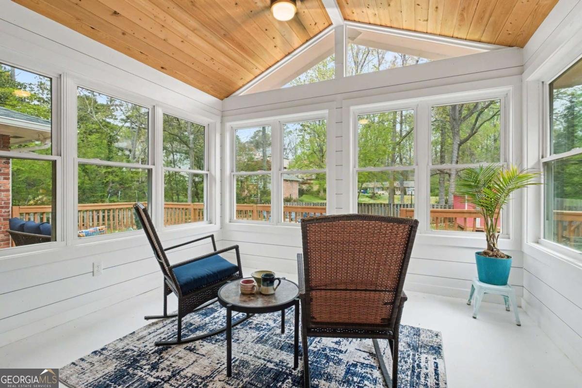 2081 Akin Drive Atlanta - Photo 27