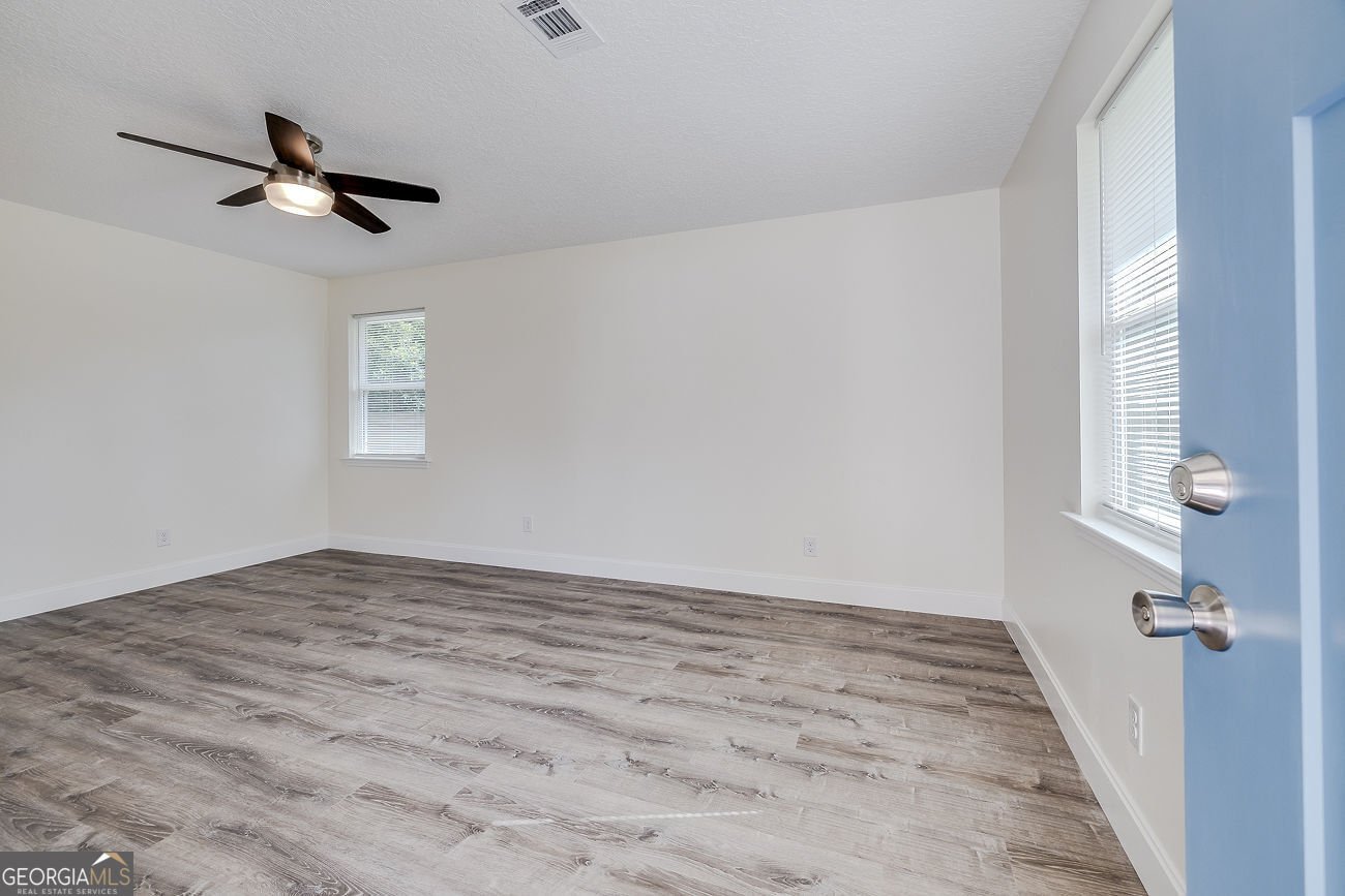 308 4th Street Springfield - Photo 10