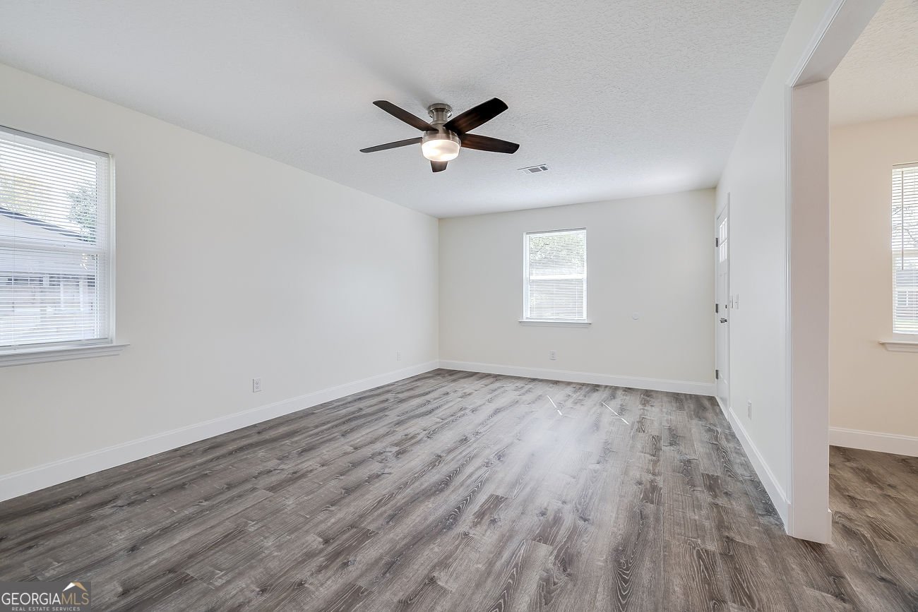 308 4th Street Springfield - Photo 14