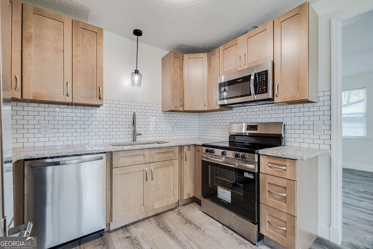 308 4th Street Springfield - Photo 16