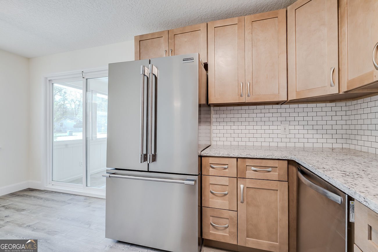 308 4th Street Springfield - Photo 18