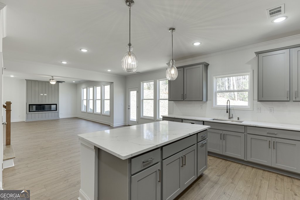 997 Lakeview Commerce - Photo 12