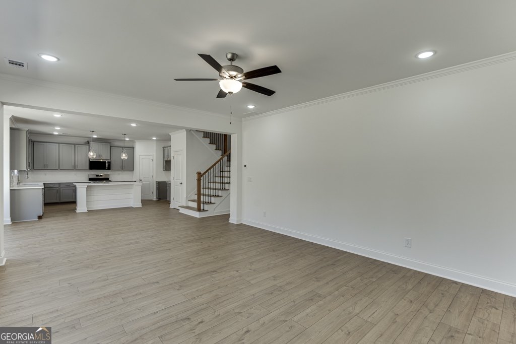 997 Lakeview Commerce - Photo 17