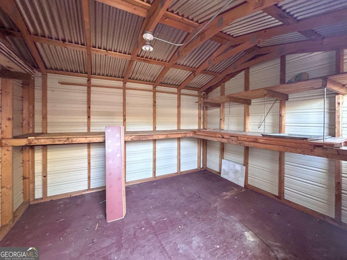 283 Third Street Colbert - Photo 31