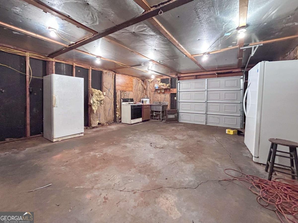 283 Third Street Colbert - Photo 33