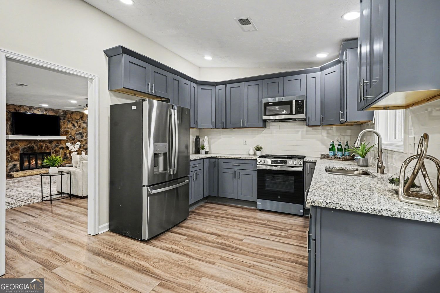 577 Simone Way Stone Mountain - Photo 11