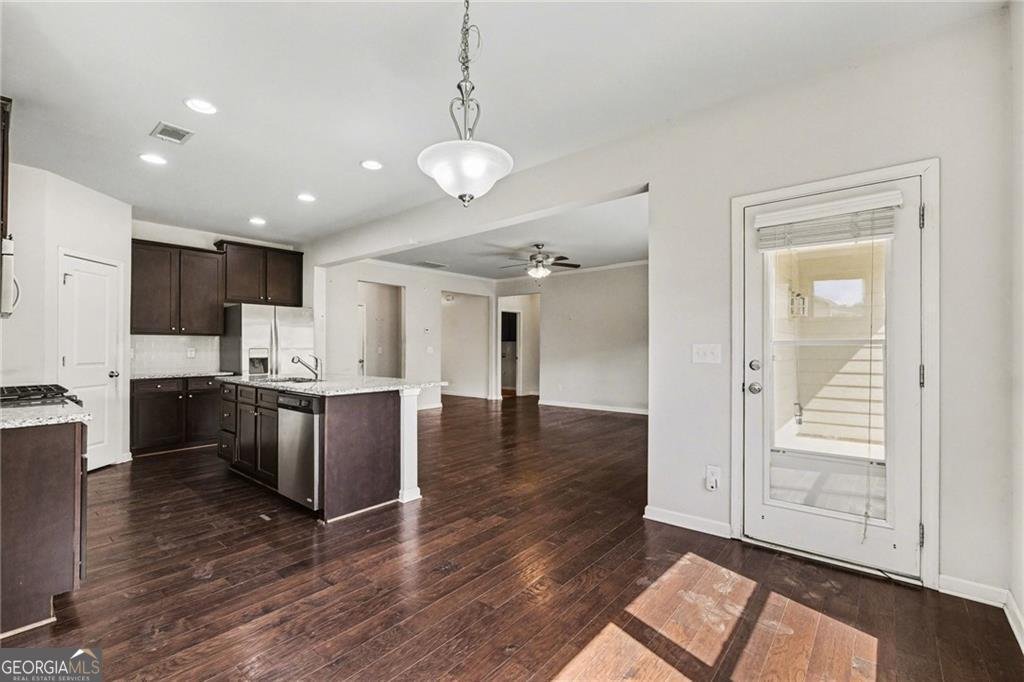 4611 Summer View Drive Gainesville - Photo 13