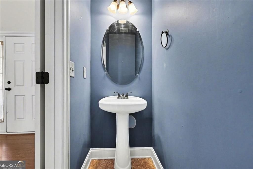 4845 Locherby Drive Fairburn - Photo 15