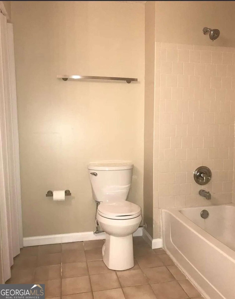 4241 Parkview Court Stone Mountain - Photo 19