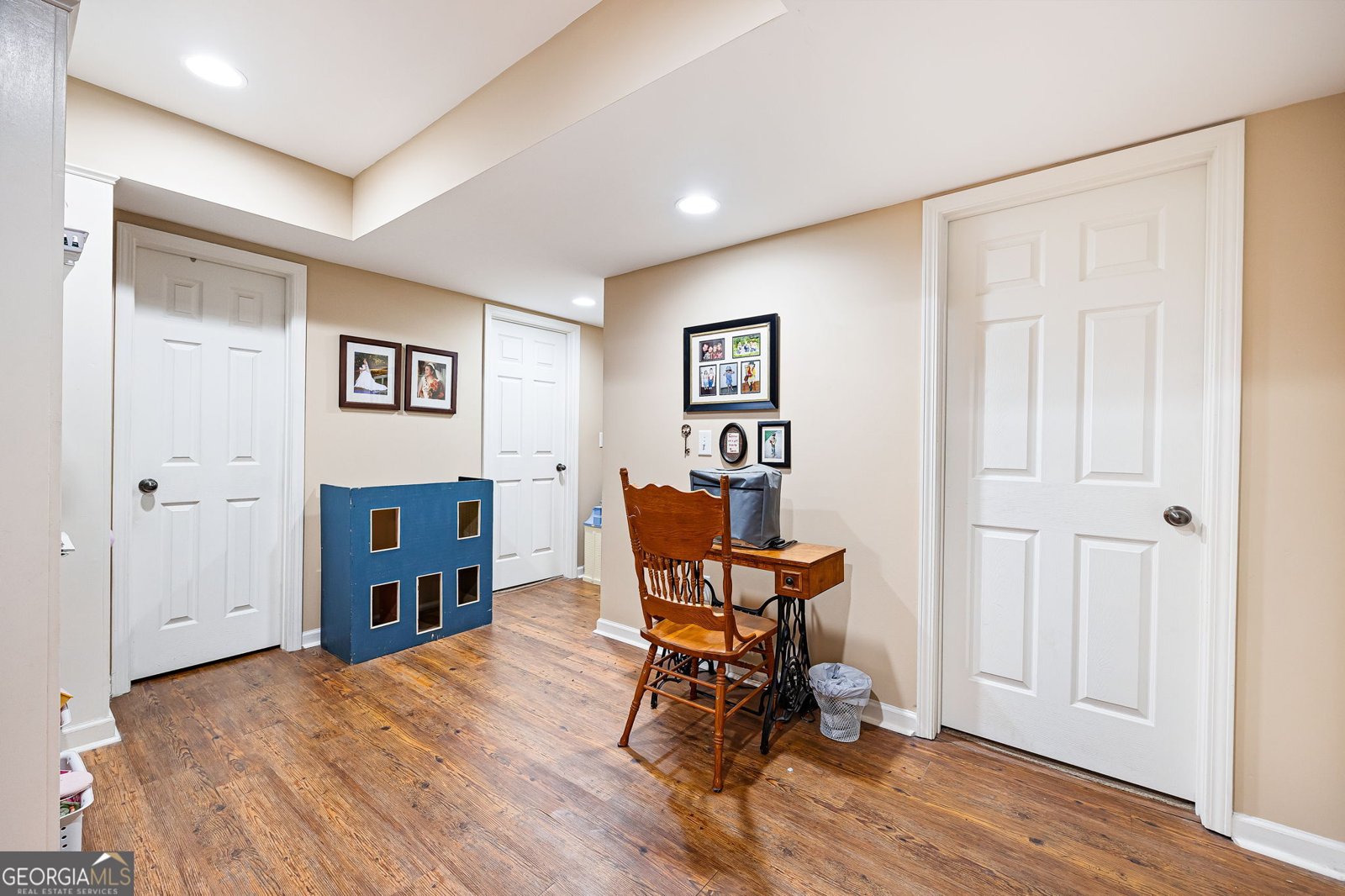 916 Andover Court Woodstock - Photo 16