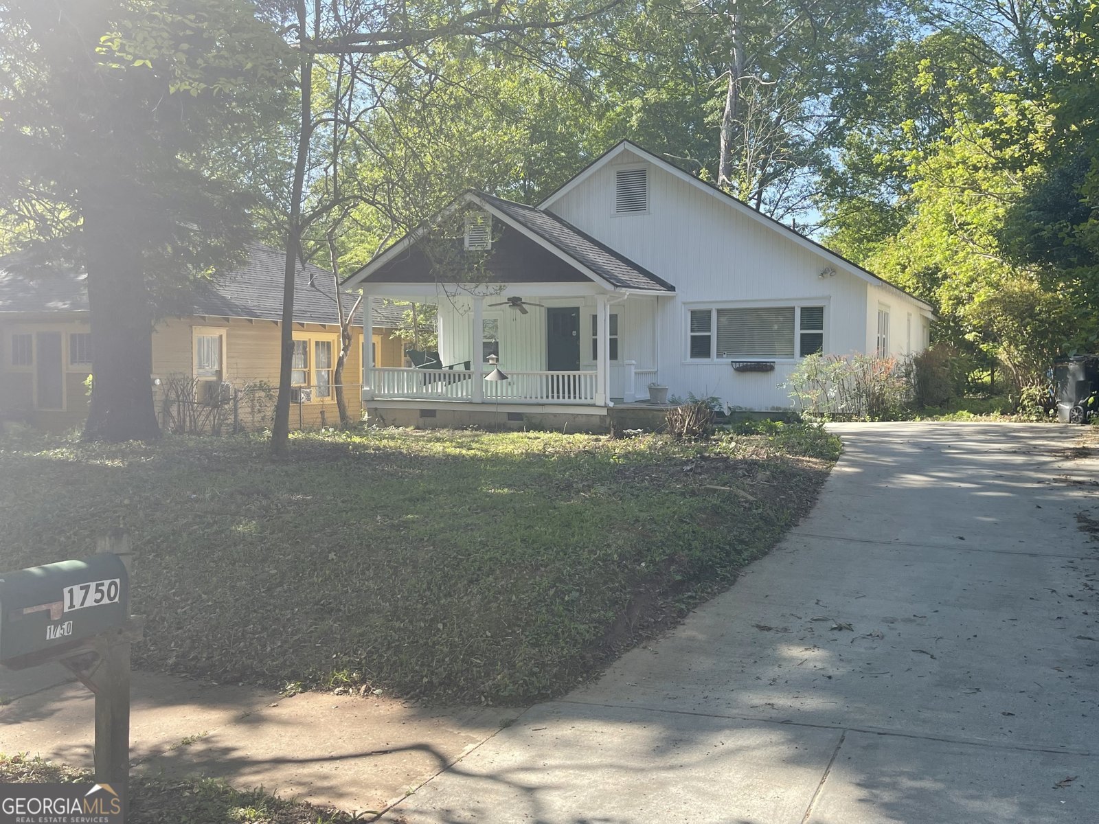 1750 Linwood Avenue East Point - Photo 1