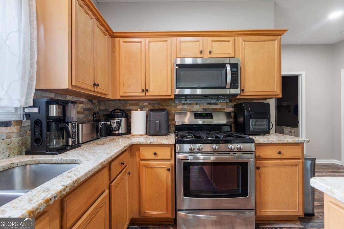 7028 Roselake Circle Douglasville - Photo 10