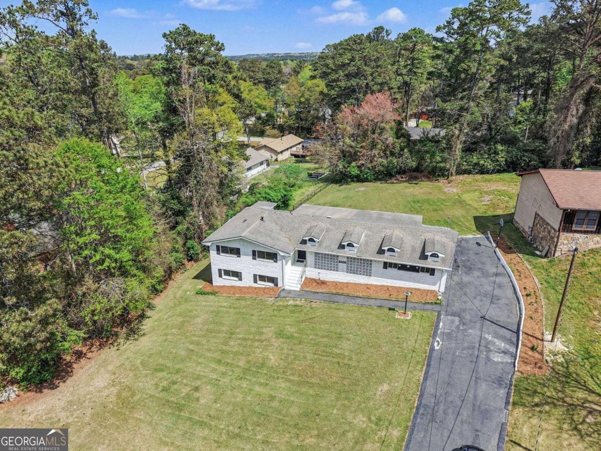 2500 AMALFI Drive Conyers - Photo 1