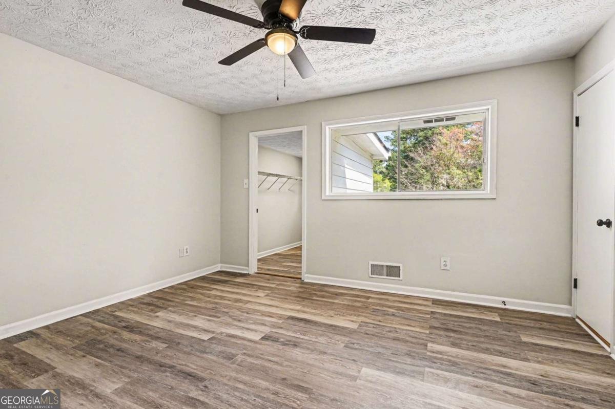 2500 AMALFI Drive Conyers - Photo 32