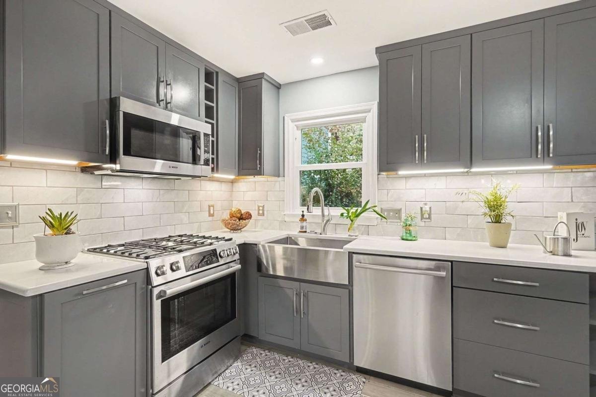 231 Breeze Hill Lane Canton - Photo 8