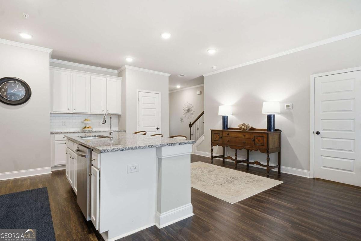 119 Camden Park Drive Woodstock - Photo 7