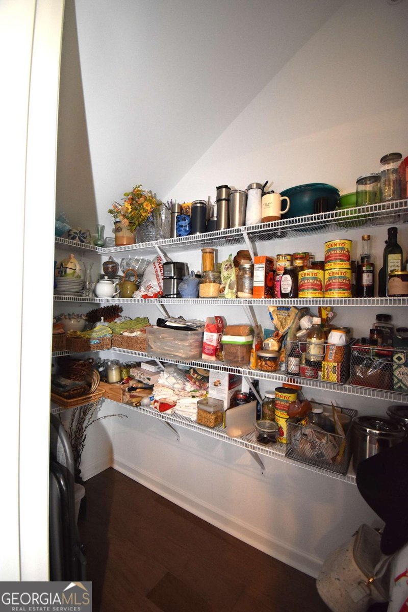 4925 Sealy Circle Peachtree Corners - Photo 6