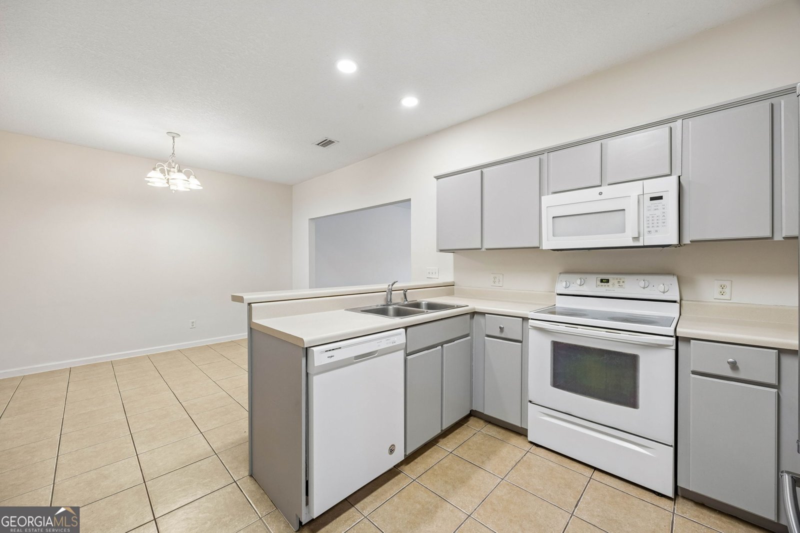 121 Magnolia Court Kingsland - Photo 13