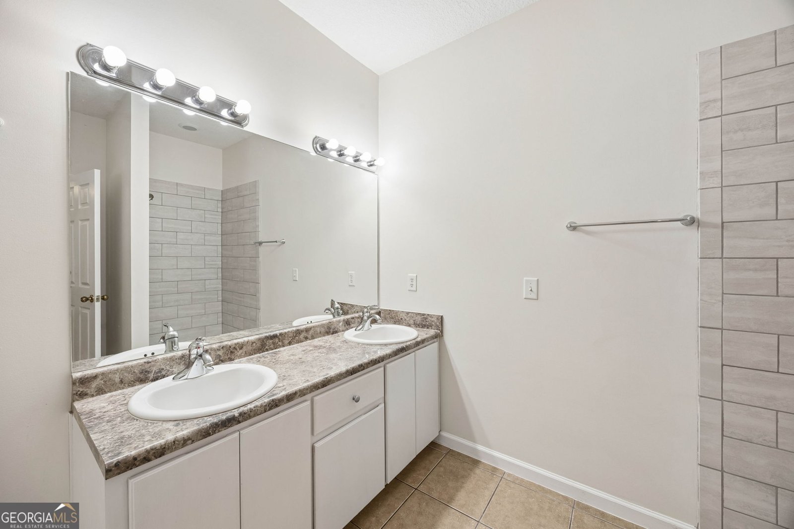 121 Magnolia Court Kingsland - Photo 21