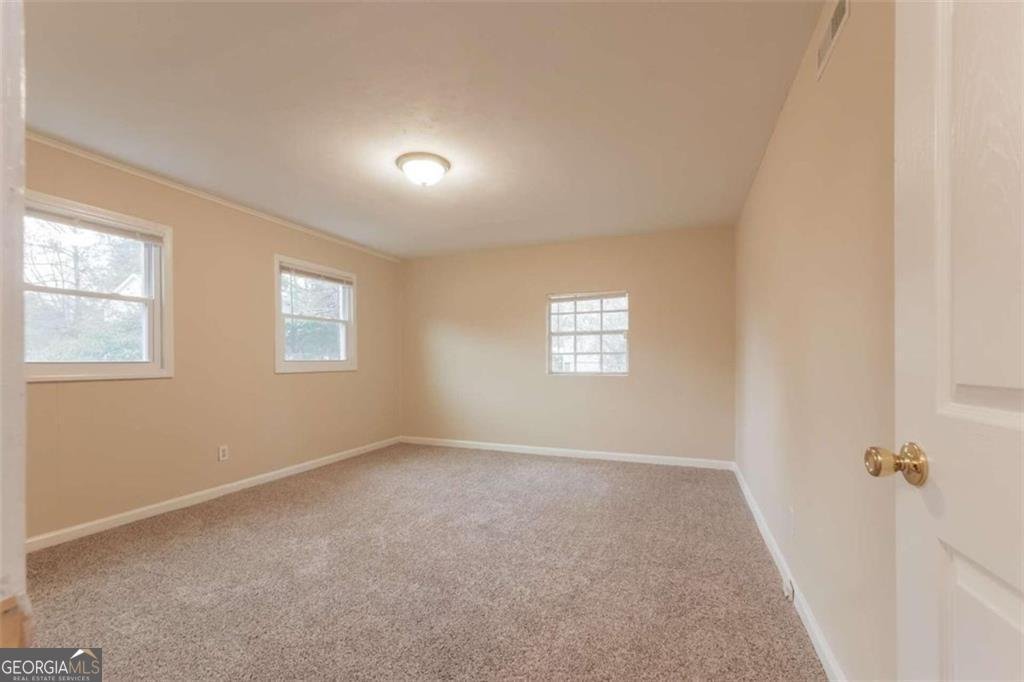 6370 Ashdale Drive Atlanta - Photo 7