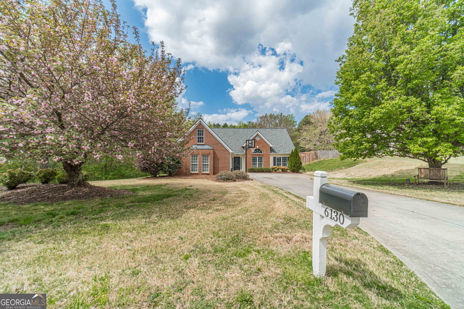 6130 Devonshire Drive Flowery Branch - Photo 1