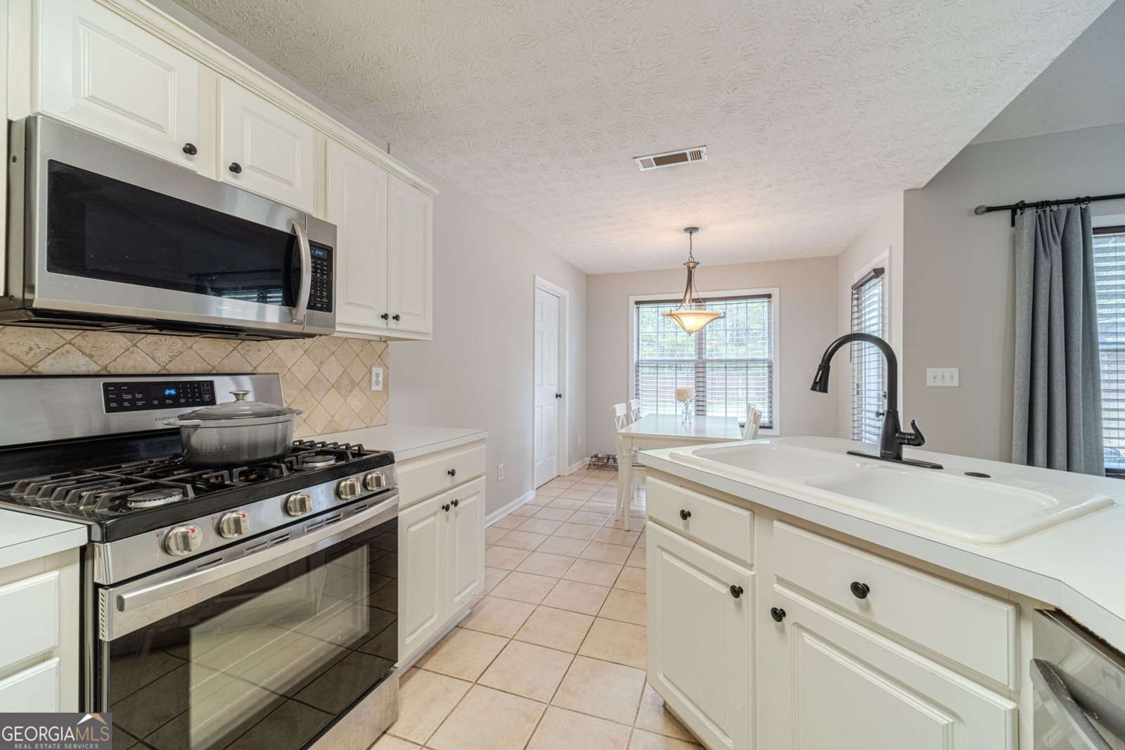 6130 Devonshire Drive Flowery Branch - Photo 17