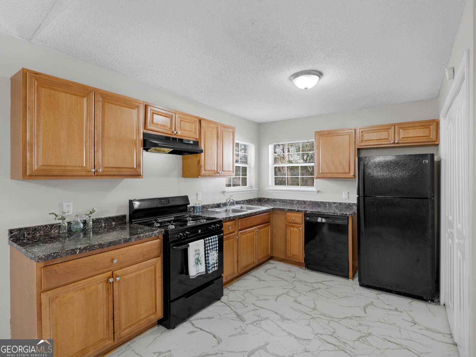 111 Neal Avenue Stockbridge - Photo 9