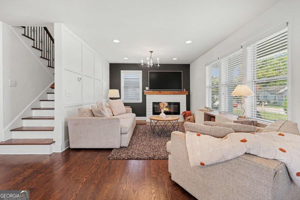 2435 Crestview Avenue Decatur - Photo 11