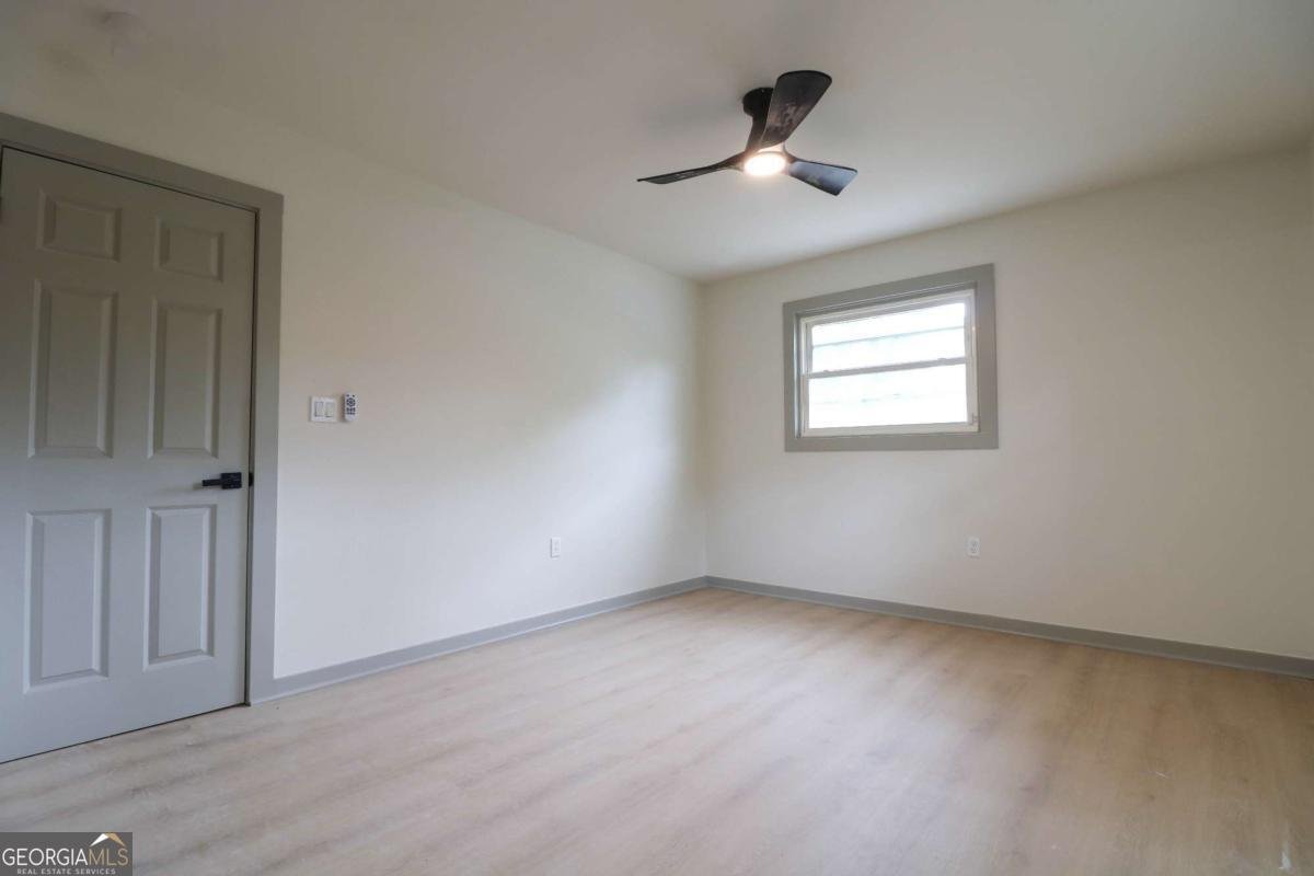 4396 Greenleaf Circle Atlanta - Photo 13