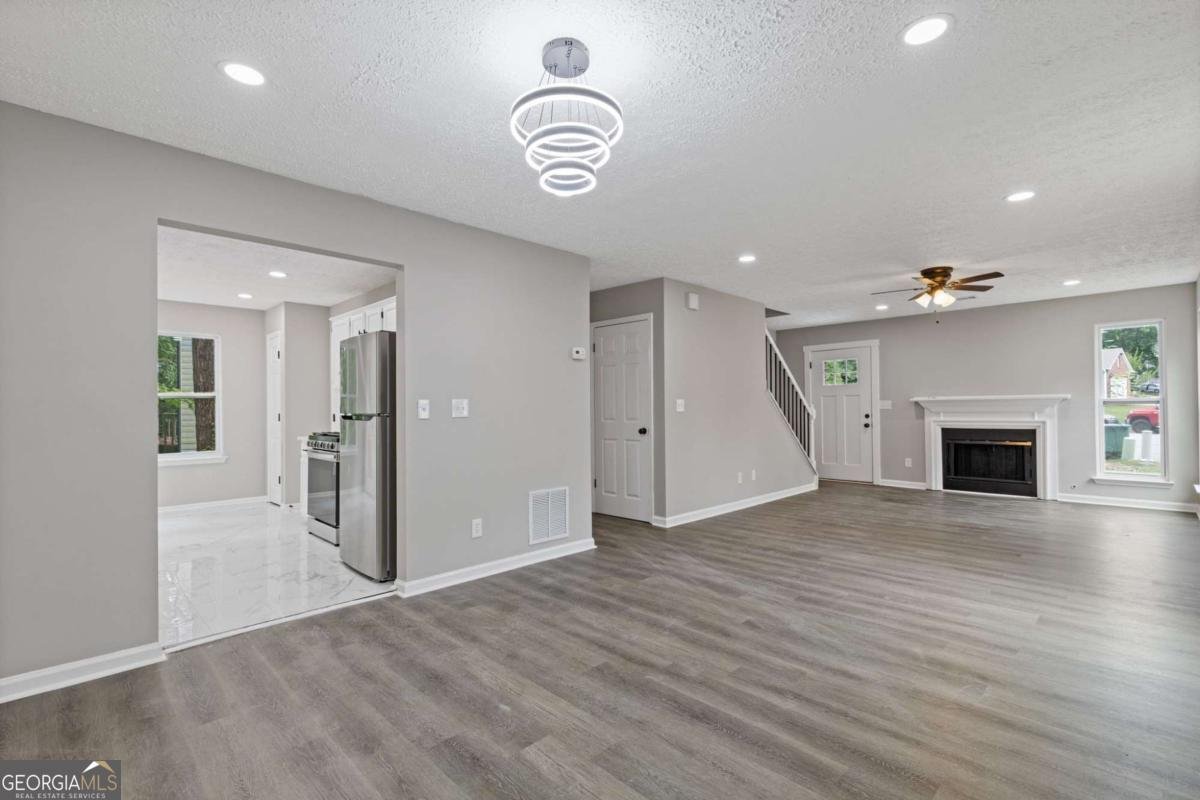 1111 Pin Oak Drive Tucker - Photo 7