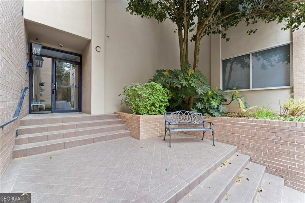 2734 Peachtree Road Atlanta - Photo 16