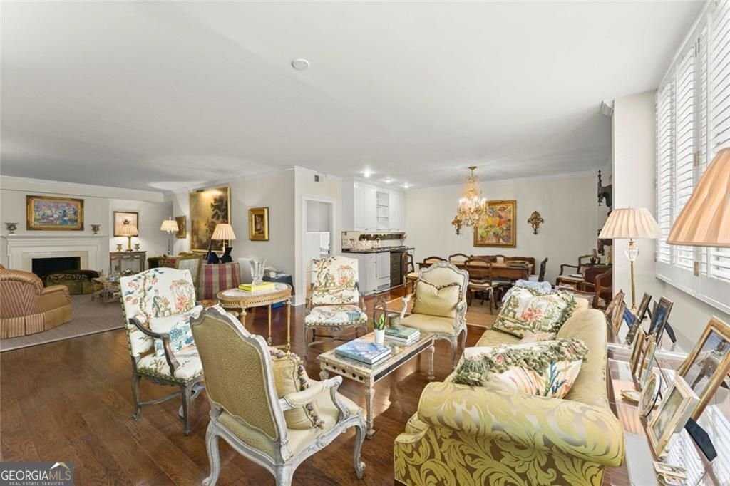 2734 Peachtree Road Atlanta - Photo 8