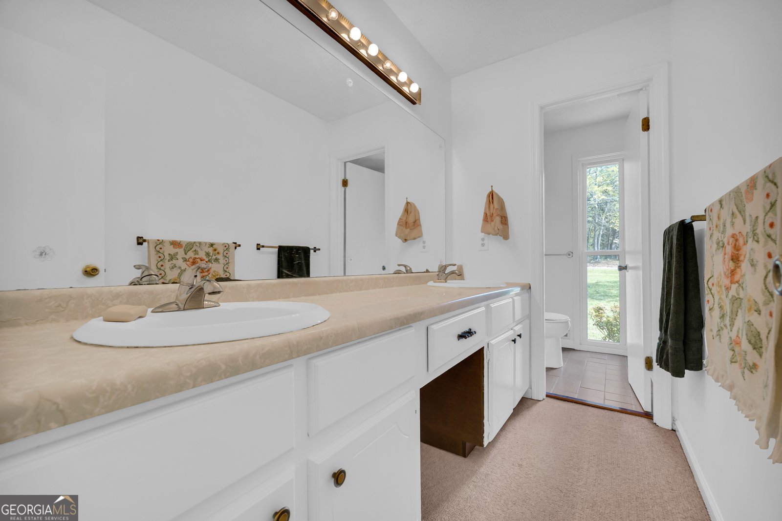 194 Woodland Creek Place Hull - Photo 14