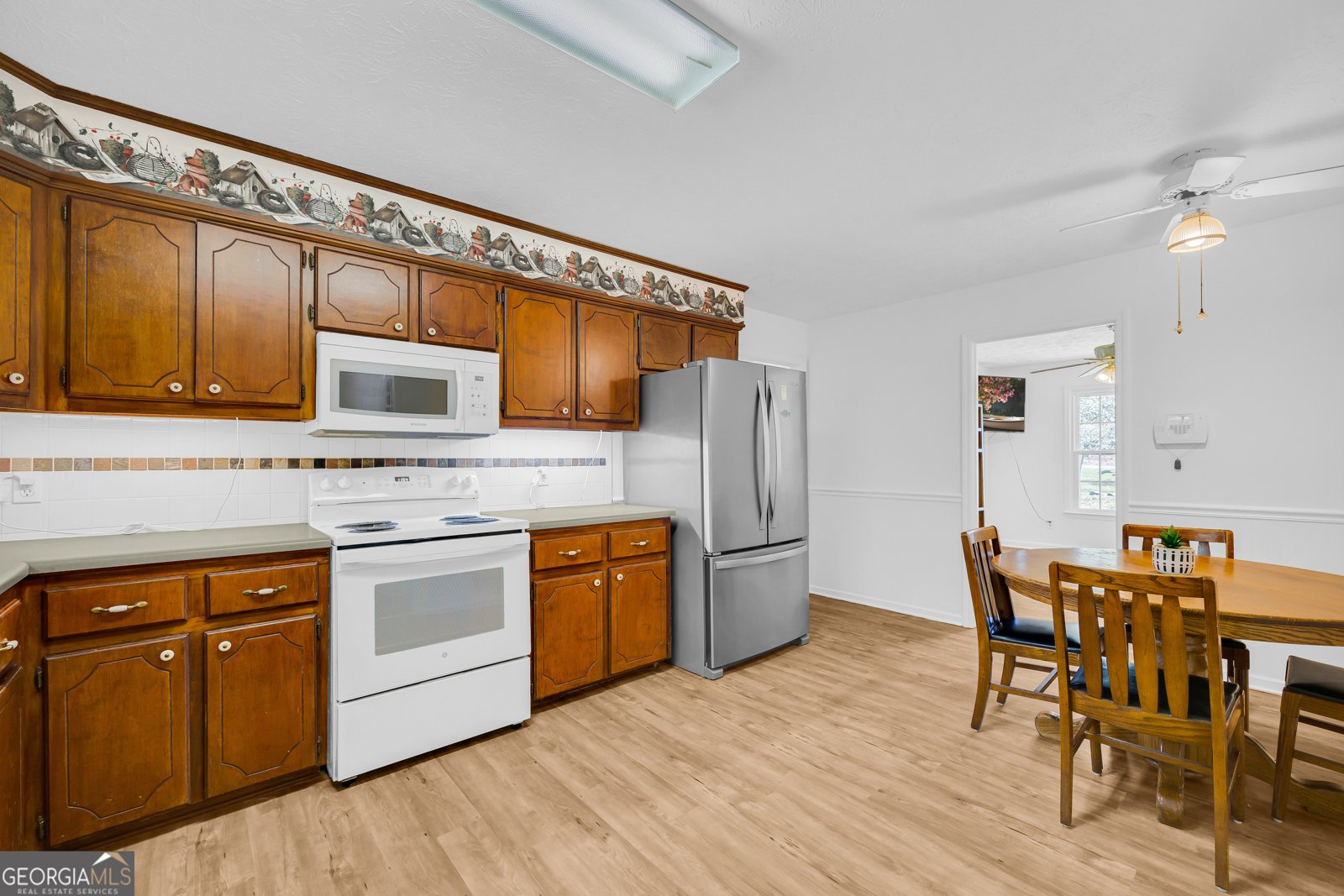 194 Woodland Creek Place Hull - Photo 16