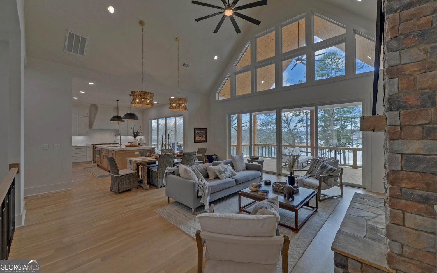 672 Tugaloo Heights Circle Lavonia - Photo 13