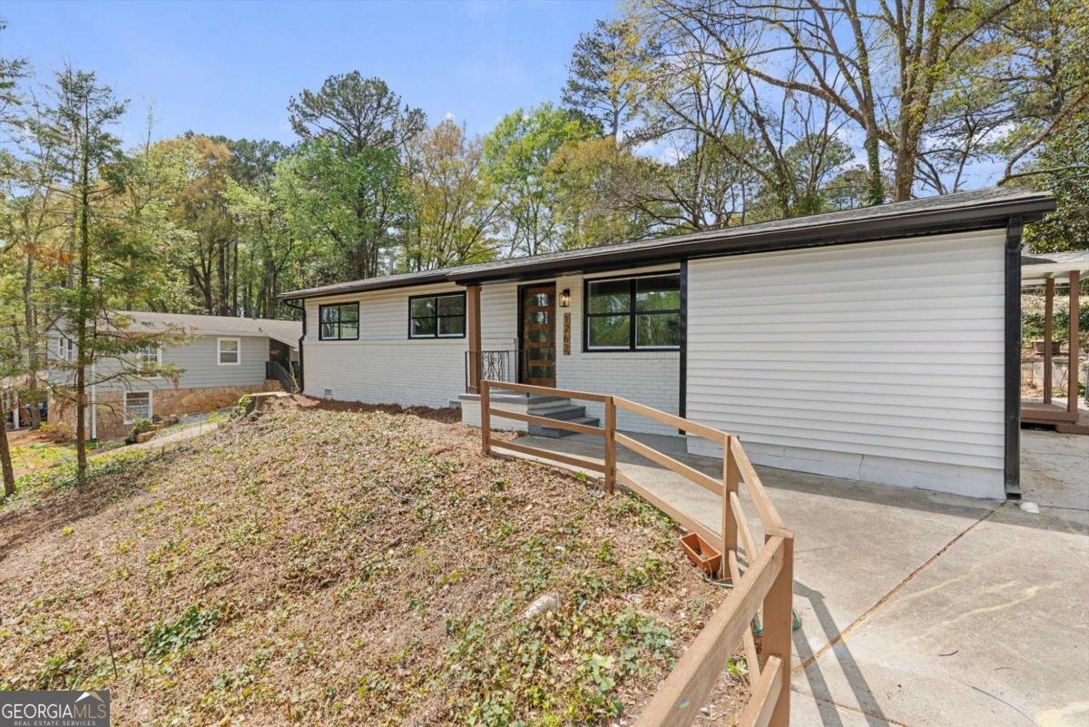 1262 Sparrow Lane Decatur - Photo 1