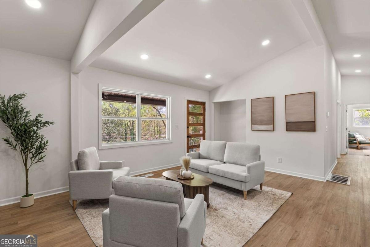 1262 Sparrow Lane Decatur - Photo 6