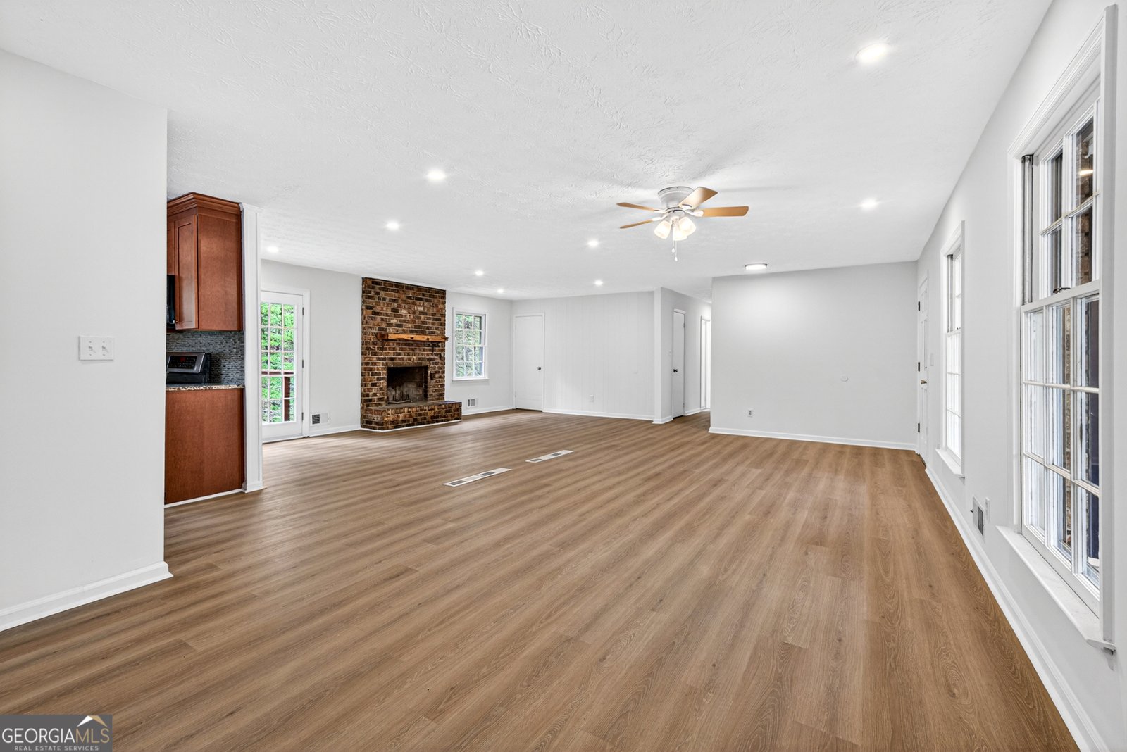 367 Richard Way Athens - Photo 7