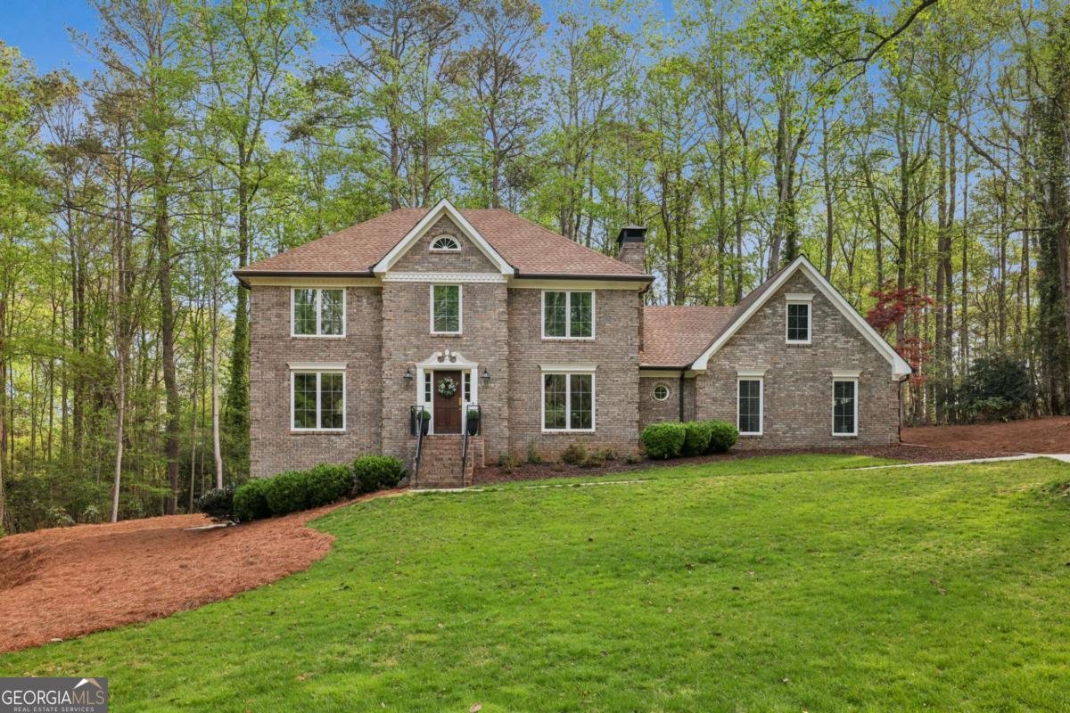 8025 River Circle Sandy Springs - Photo 1