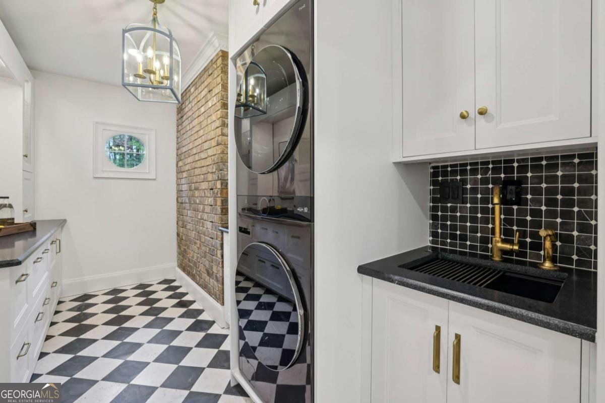 8025 River Circle Sandy Springs - Photo 10