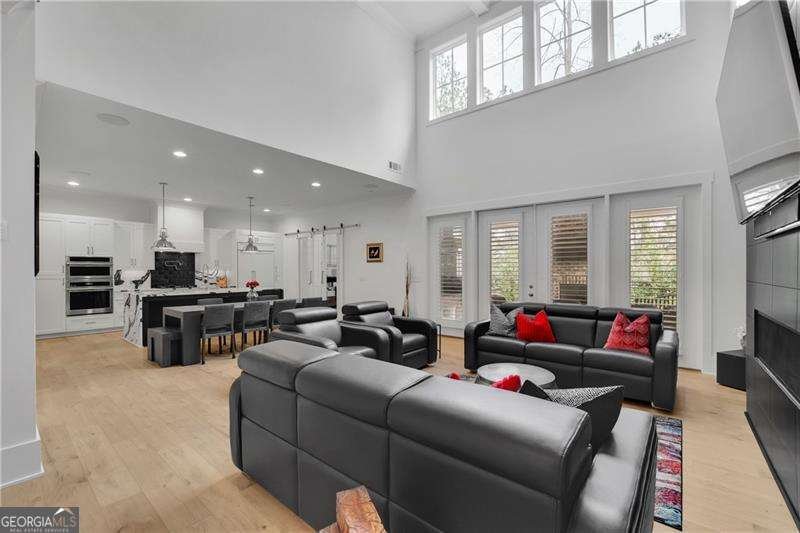 120 Chateau Place Woodstock - Photo 13