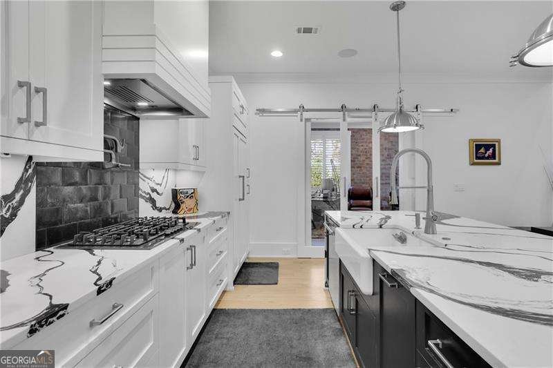 120 Chateau Place Woodstock - Photo 20