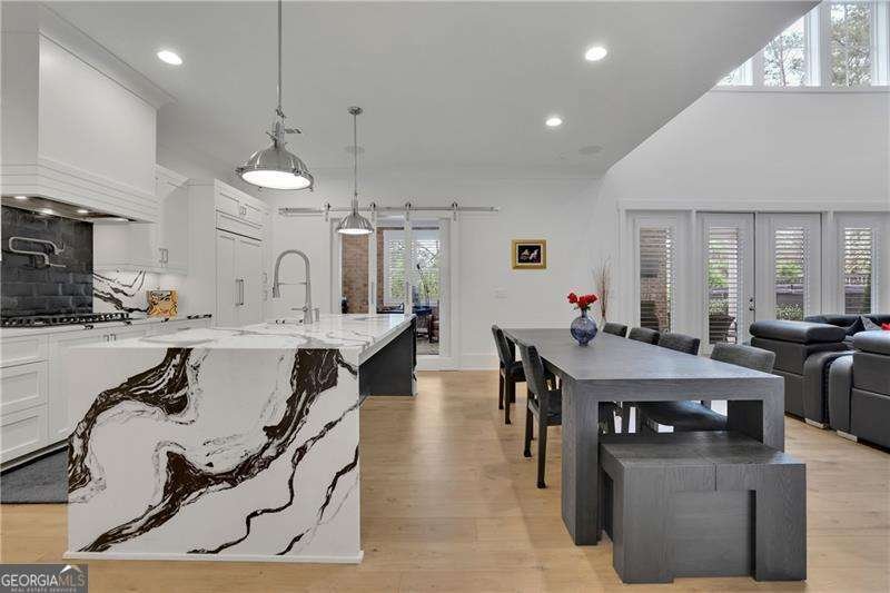 120 Chateau Place Woodstock - Photo 24